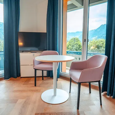 Bellevue & 3* Lenk