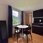 Apartmanhotel Bellevue & 3*